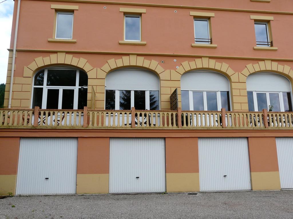Les Brimbelles Apartment Gerardmer Bagian luar foto